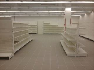 Üzletberendezések Polcrendszerek Polc eladása 