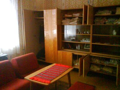 családi ház kiadó!