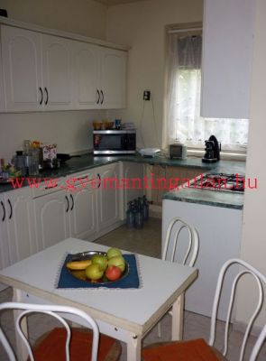 Eladó családi ház Szekszárd 3200405