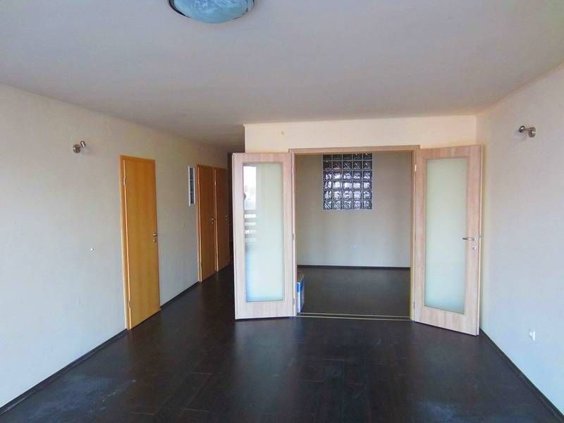 XII. Istenhegyen 4,5 kertkapcsolatos szobás lakás