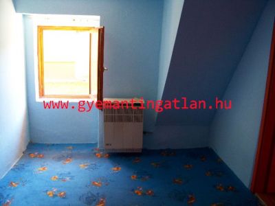 Eladó családi ház Tolna csendes részén 3200413