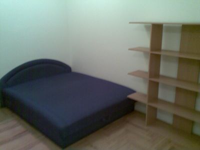 Kiadó a Ferenciek terénél 3 szobás lakás