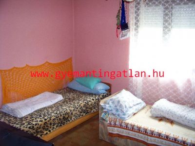 Eladó ingatlan 2000-ben épült gerjeni családi ház eladó