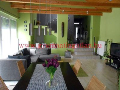 Szálka legszebb részén, új építésű családi ház eladó