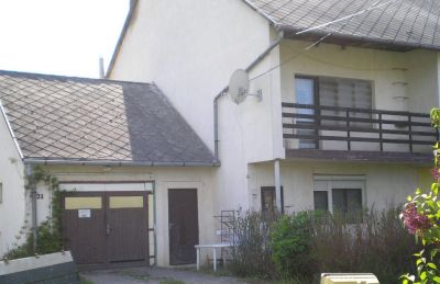 Balaton közeli családi ház