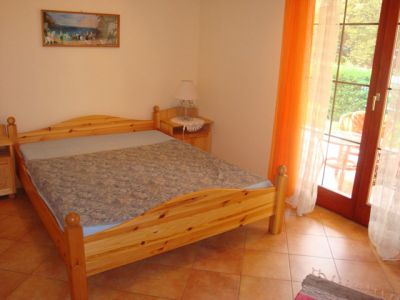 Balatoni nyaraló kiadó a vízpartnál