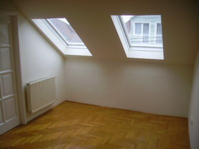 Ház + telek eladó/kiadó