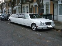 mercedes limuzin eskuvoi limo berles