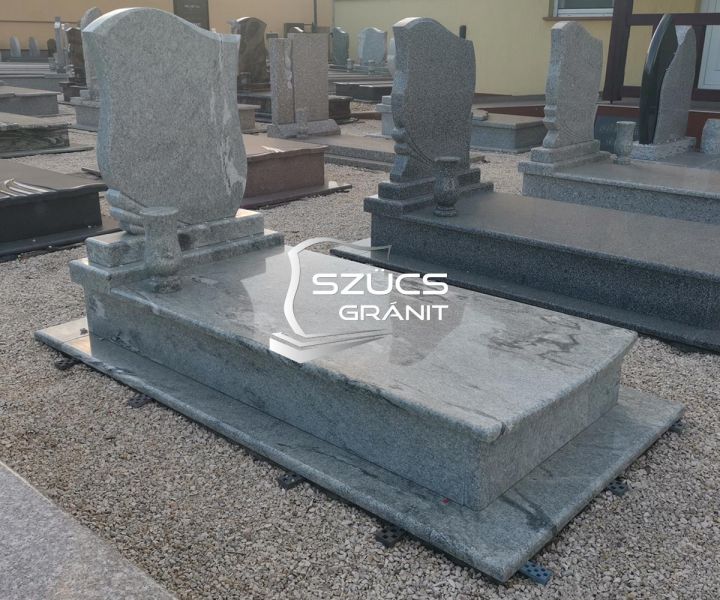 Cegléden akciós gránit síremlék