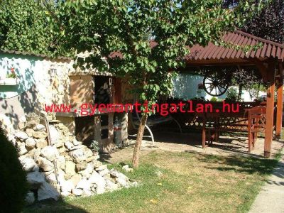 Eladó családi ház Bonyhád 3200399