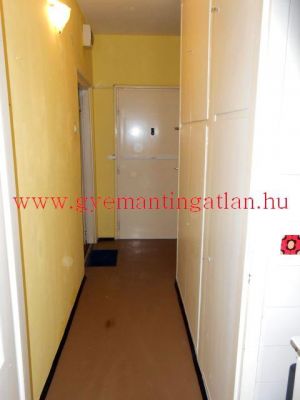 Magasföldszinti, 40 nm-es szekszárdi lakás!