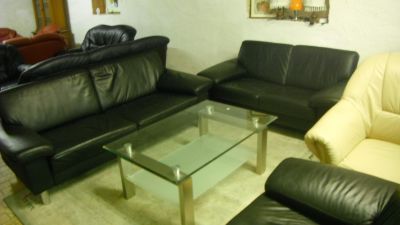 Használt bőrgarnitúra-ingyen szállítássaé!