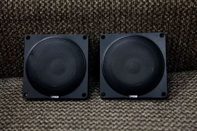 10cm-es autóhangszórók