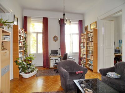 Városligeti fasorban eladó 3,5 szobás lakás 29,9mFt