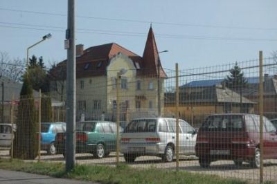 Eladó Budapest XVII.Kerületében nagyon forgalmas főút melletti ingatlan