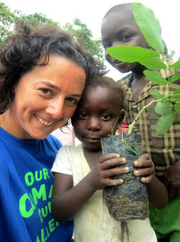 Önkéntes egészségügyi és pedagógusi munkalehetőség Afrikában és Indiában!
