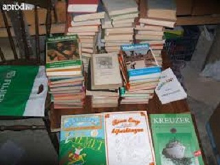 Felesleges könyveket ingyen elszállítok.