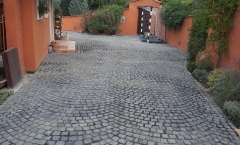 bazaltkocka, macskakő, bazalt, kockakő, 10x10cm (friss törés) 