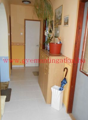 Kívül, belül csinos családi ház