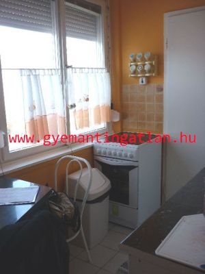 Szekszárd aliscai részén 57 nm-es erkélyes lakás eladó