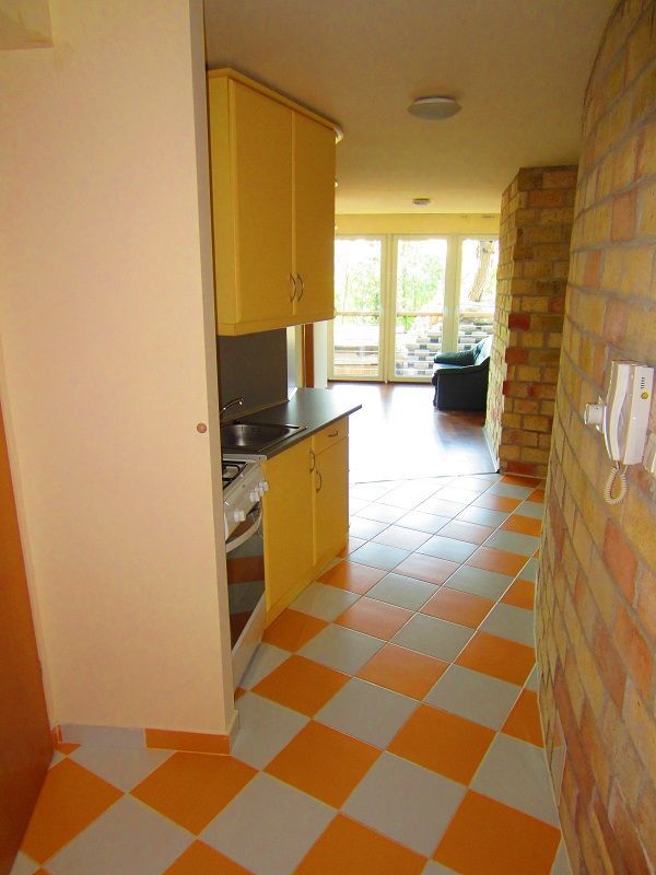 2db kis lakás kiadó