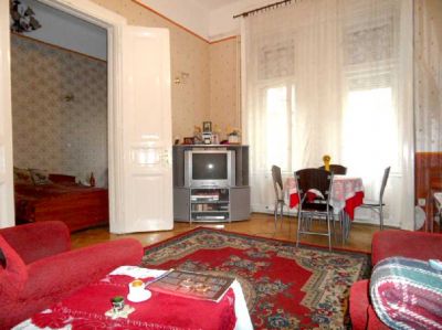 VII. ker. Osvát utcában eladó 2 szobás lakás 13,5mFt