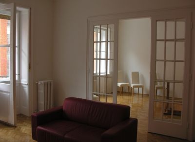 Kiadó 4 szobás lakás a Parlamentnél