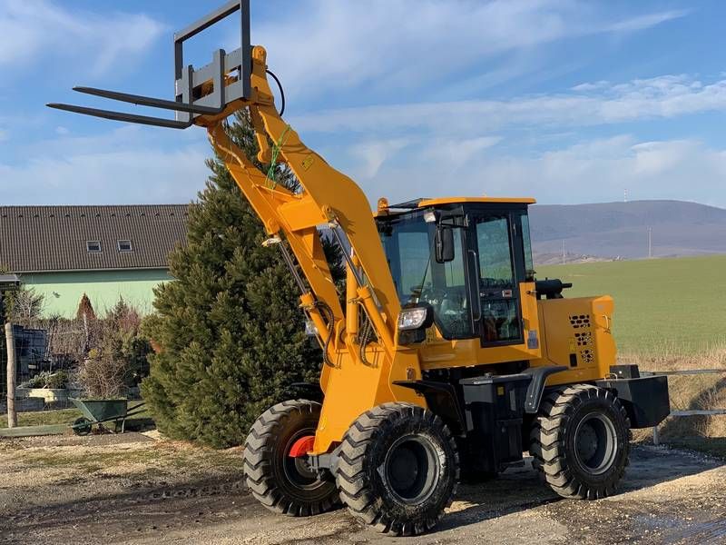 Eladó 1,5 Tonnás Rakodógép