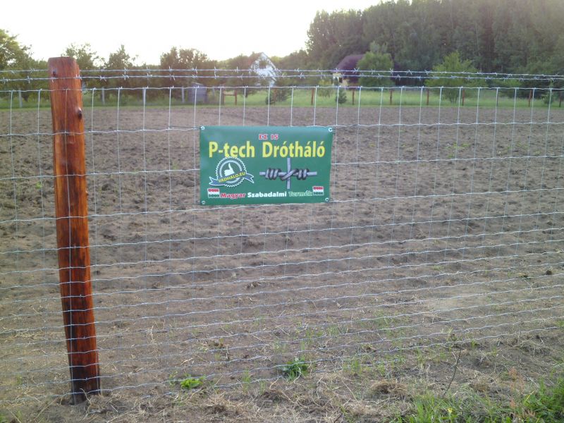 Vadháló,drótfonat,kerítés építés,akác oszlop,vadriasztó huzal