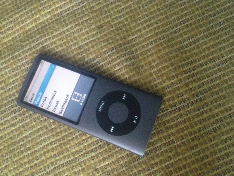 Apple ipod nano 16GB 4. generációs (fekete) 
