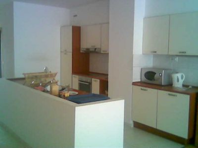 Kiadó 3 szobás újszerű lakás az Oktogonnál