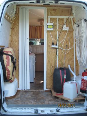 Eladó Renault Master büfékocsi