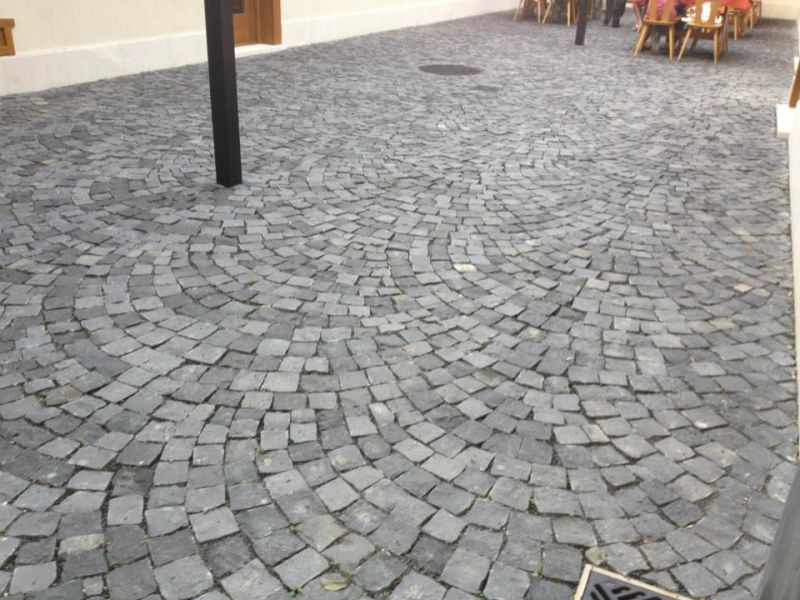 Bazalt kockakő 7cm x 7cm