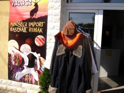 kilós ruhák eladóak