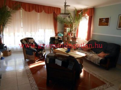 Hangulatos, egyszintes családi ház