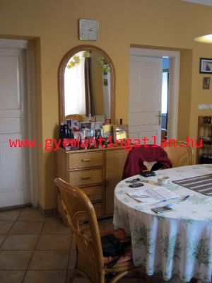 Eladó ingatlan Bonyhád családi ház 3200398