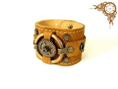 Bőr karkötő Steampunk stílusban