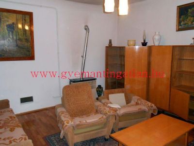 Szekszárdi 113 nm-es családi ház eladó