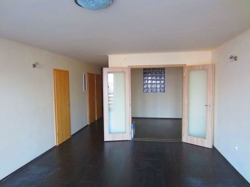 Istenhegyi út kiadó lakás