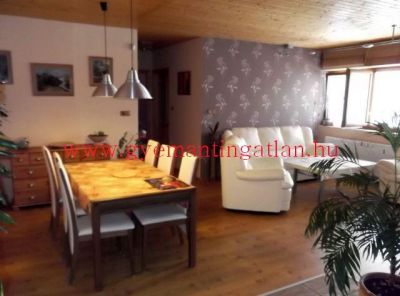 Eladó ingatlan Tolnán remek lakás 3200423