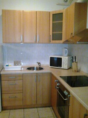 Kiadó 3 szobás új lakás a Kodály köröndnél