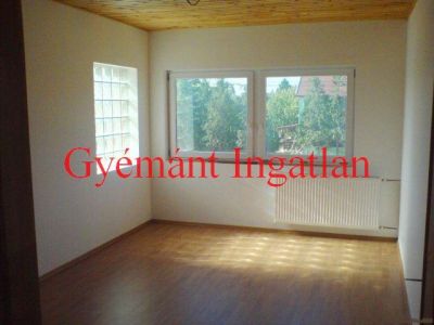 Érd Parkváros eladó új építésű ikerházfél.