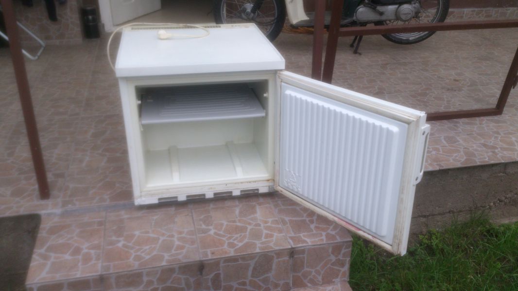 Jó állapotban lévő Zanussi fagyasztó eladó.