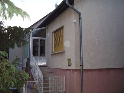 Kiadó  ikerház Rákoscsaba-Újtelepen 