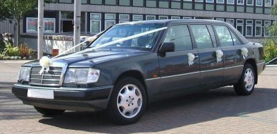 mercedes w124 260E 6 ajtos pullman limo