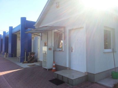 Autómosó eladó /önkiszolgáló/