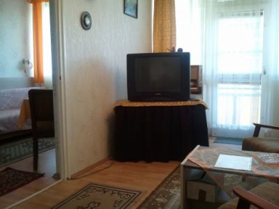 Kiadó hosszútávra