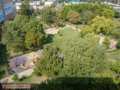 eladó lakás Győr,55 nm, 2 sz-hall,erkély, tároló,panorámás